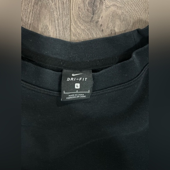Nike Black Cropped Sweatshirt - Picture 3 of 5